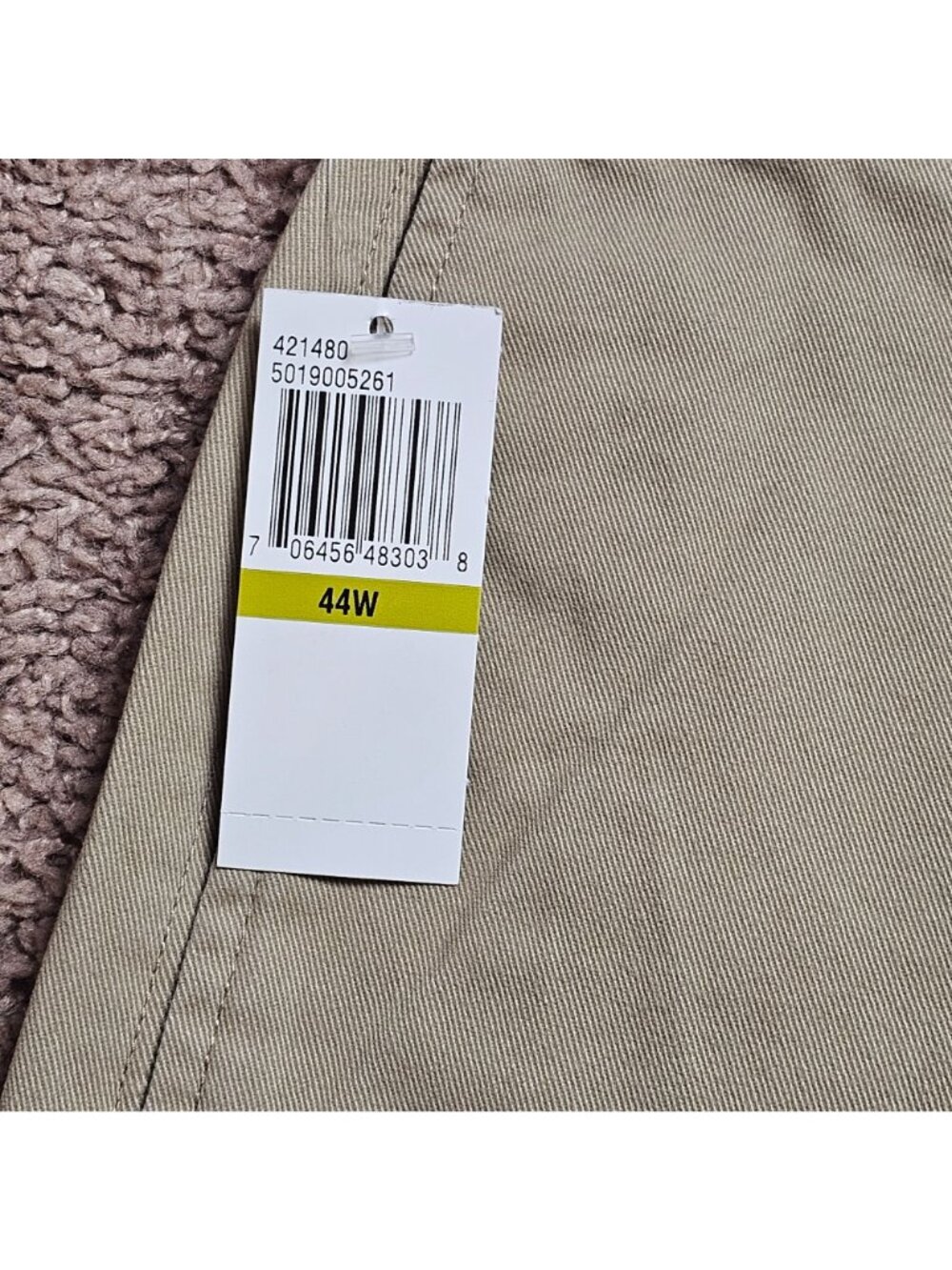 NWT Van Heusen Chino Shorts Mens 44 44x10 Tan Flat Front Cotton Casual - Picture 3 of 8